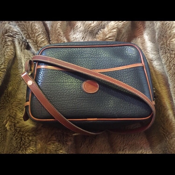 Dooney & Bourke Handbags - Dooney & Bourne camera bag